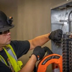 Klein Tools Journeyman Large Black Wire Pulling Gloves -Work Gloves Shop klein tools work gloves 40233 66 1000